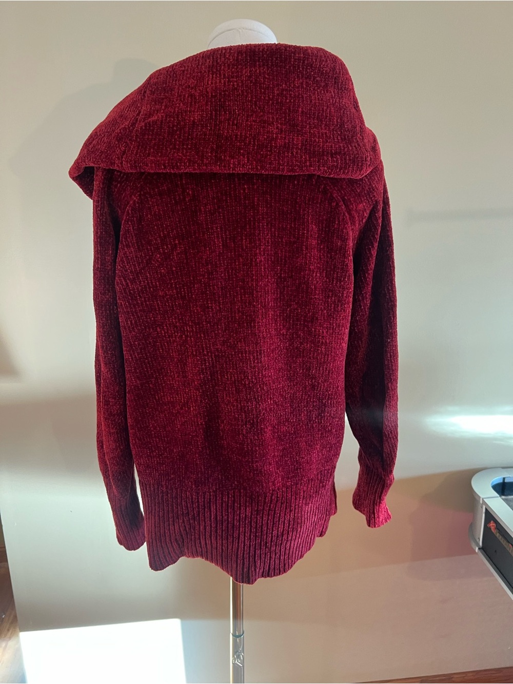 Cozy Cowl Neck Chenille Sweater - Burgundy - Picture 3 of 3